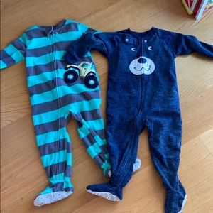 Toddler  Carter’s boys two footed pj. Size 2T